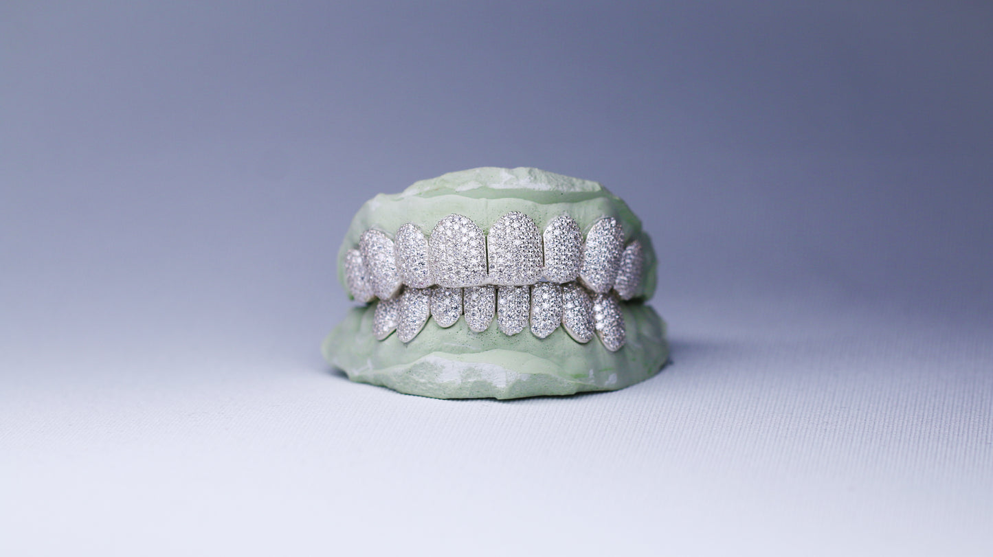 Custom Vs Clarity Diamond Grillz Hand Set Natural